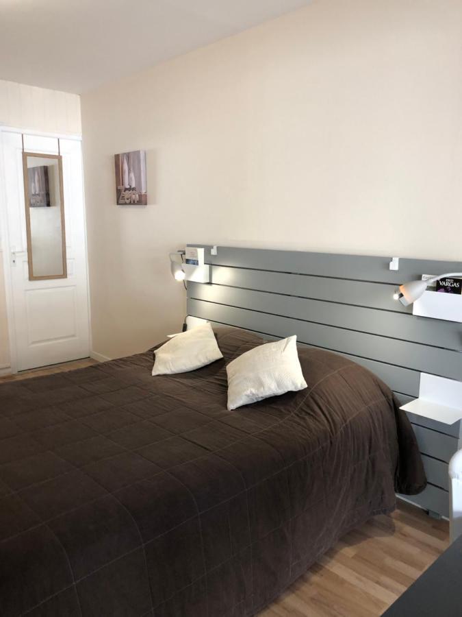 Appart'Hotel Wombat&Wallaby Fussy Esterno foto